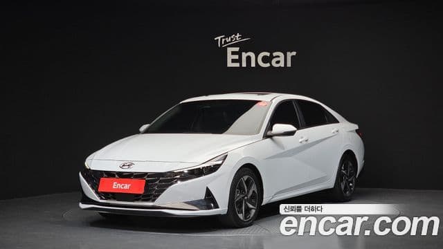 Hyundai Avante (CN7) 1