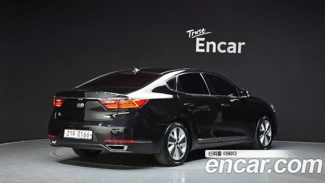 Kia All New K7 Hybrid 2