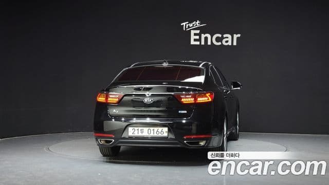 Kia All New K7 Hybrid 4