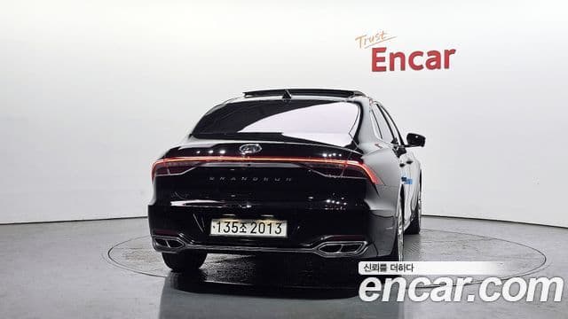Hyundai The New Grandeur IG 4