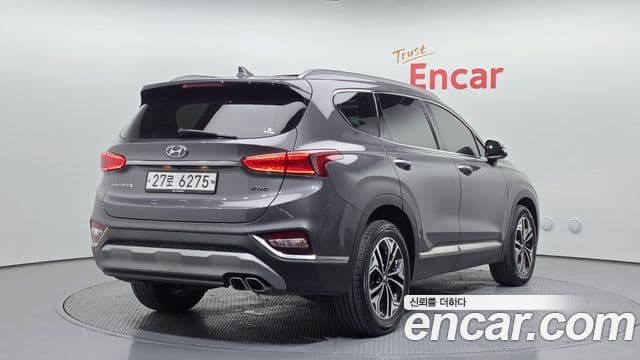 Hyundai Santa Fe TM 2