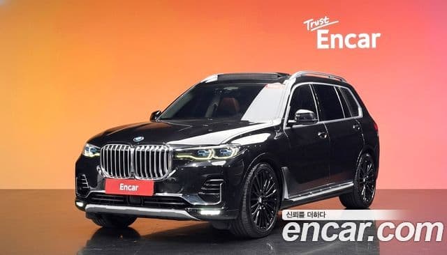 BMW X7 (G07) 1
