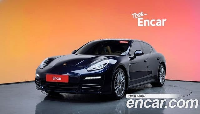 Porsche Panamera 1