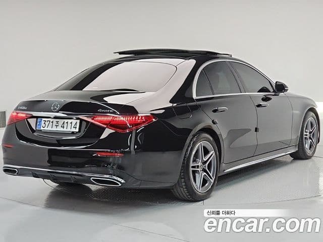 Mercedes-Benz S-Class W223 4