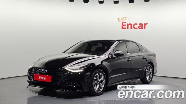 Hyundai Sonata (DN8) 1