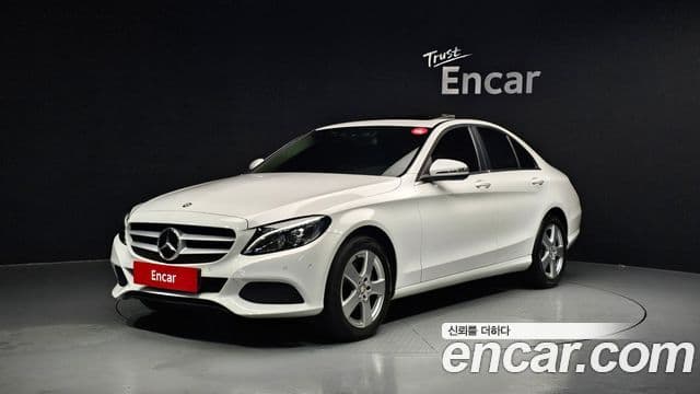 Mercedes-Benz C-Class W205 1