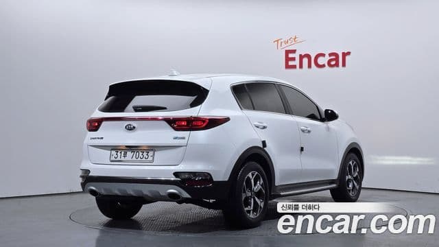Kia Sportage The Bold 2