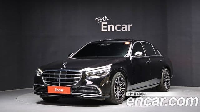 Mercedes-Benz S-Class W223 1