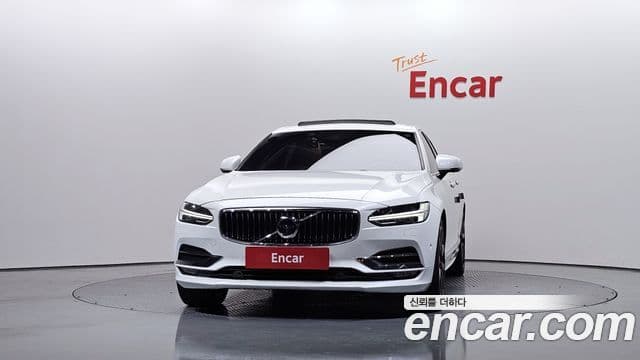 Volvo S90 3