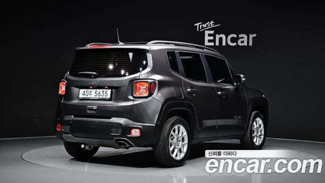 Jeep Renegade 2