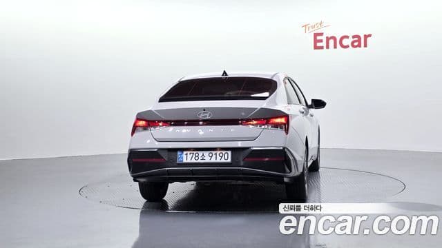 Hyundai The New Avante (CN7) 3
