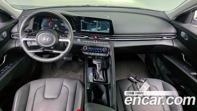 Hyundai The New Avante (CN7) 4