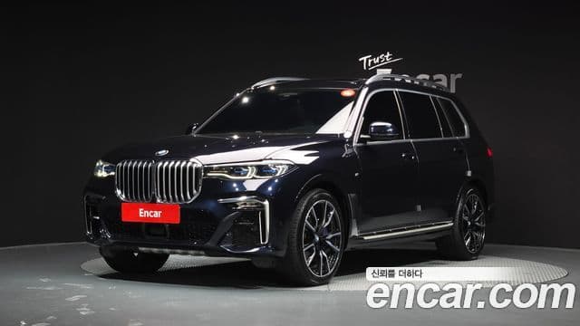BMW X7 (G07) — 1