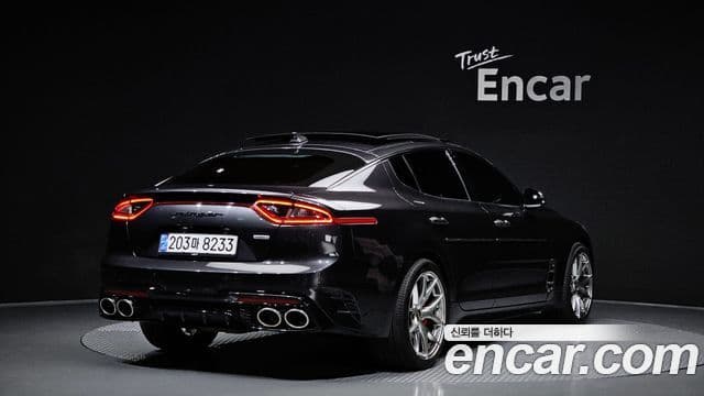 Kia Stinger 2