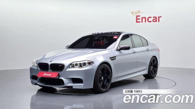 BMW M5 (F10)