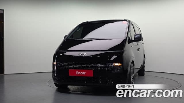 Hyundai Staria 3