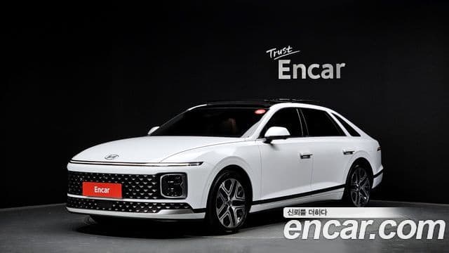 Hyundai Grandeur Hybrid (GN7)
