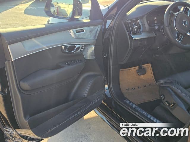 Volvo XC90 2nd Gen 4