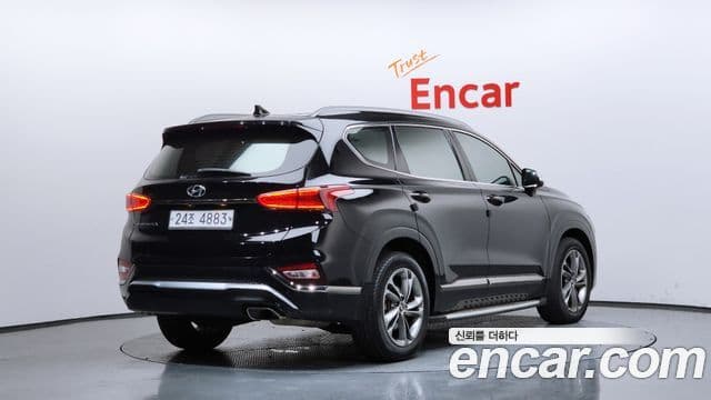 Hyundai Santa Fe TM 2