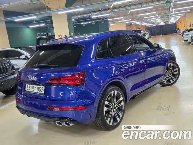 Audi SQ5 (FY) 4