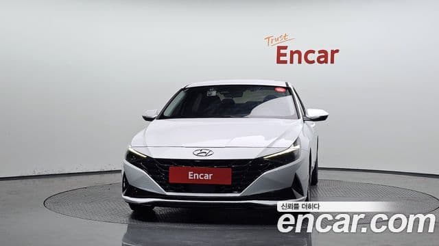 Hyundai Avante (CN7) 3
