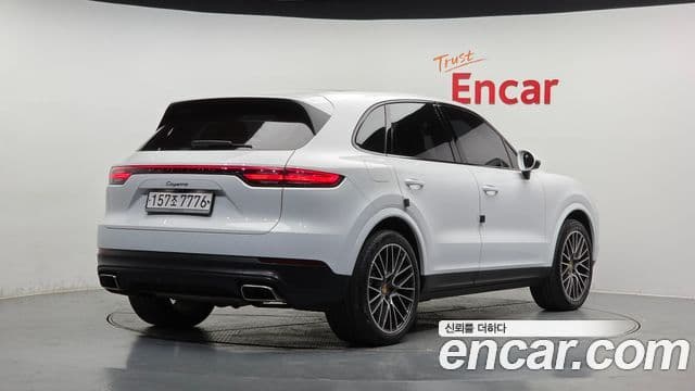 Porsche Cayenne (PO536) 2