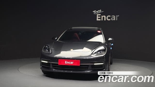 Porsche Panamera (971) 3