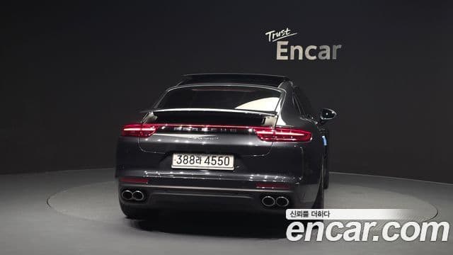 Porsche Panamera (971) 4