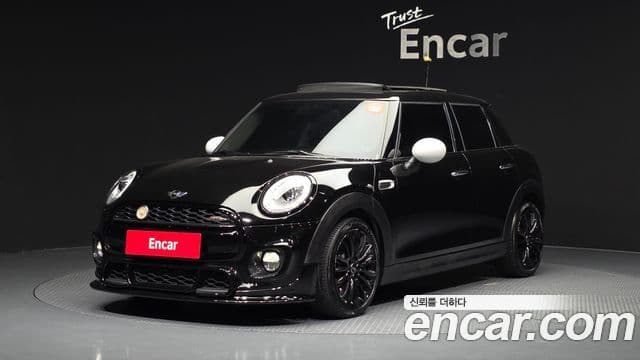 MINI Cooper — 1