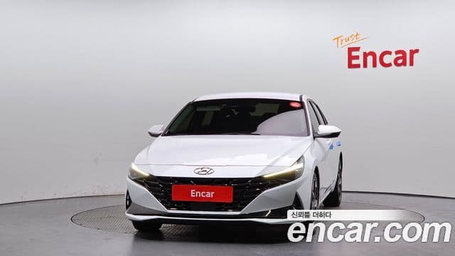 Hyundai Avante (CN7) 2