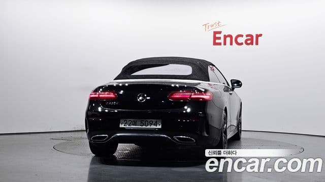 Mercedes-Benz E-Class W213 4