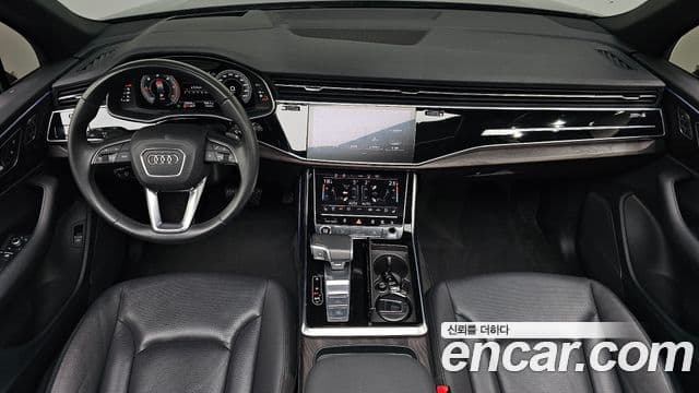 Audi Q7 (4M) 4