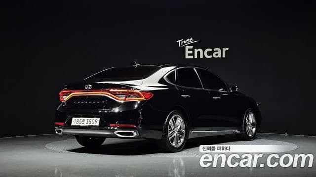 Hyundai Grandeur IG 2