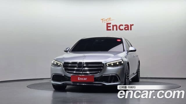 Mercedes-Benz S-Class W223 2