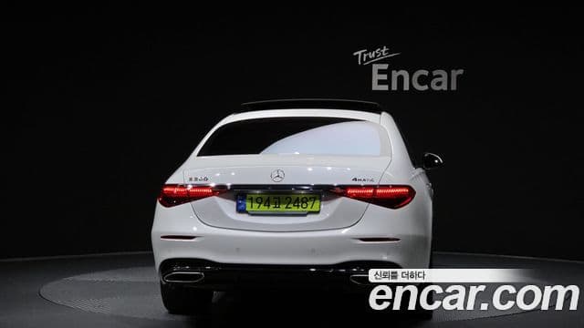 Mercedes-Benz S-Class W223 3