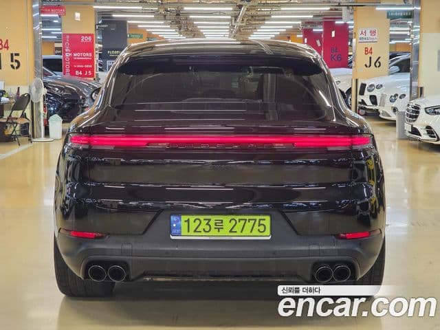 Porsche Cayenne (PO536) 2