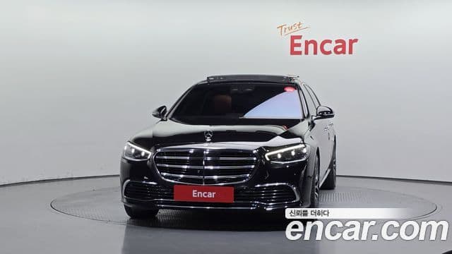 Mercedes-Benz S-Class W223 2