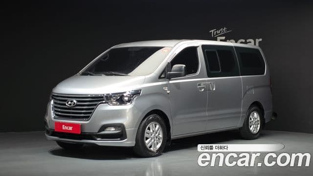 Hyundai The New Grand Starex 1