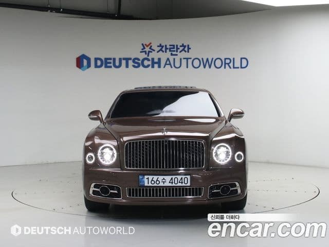 Bentley Mulsanne 3