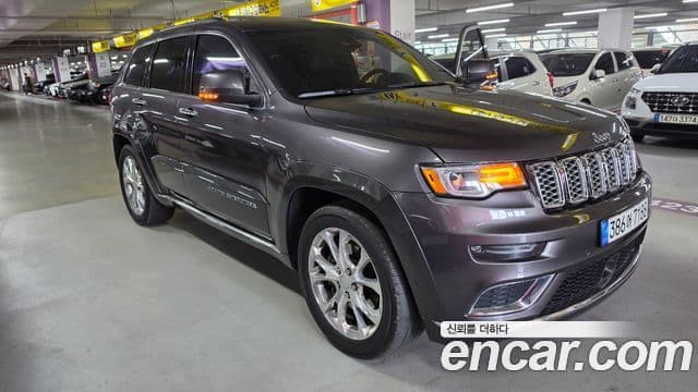 Jeep Grand Cherokee 1