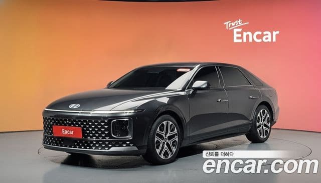 Hyundai Grandeur (GN7) — 1