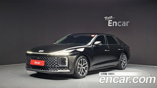 Hyundai Grandeur (GN7) — 1