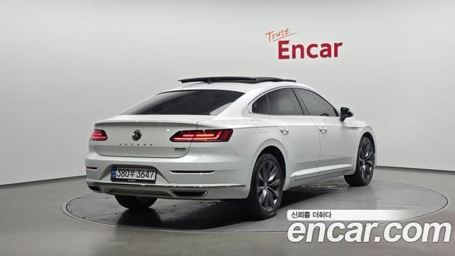 Volkswagen Arteon 2