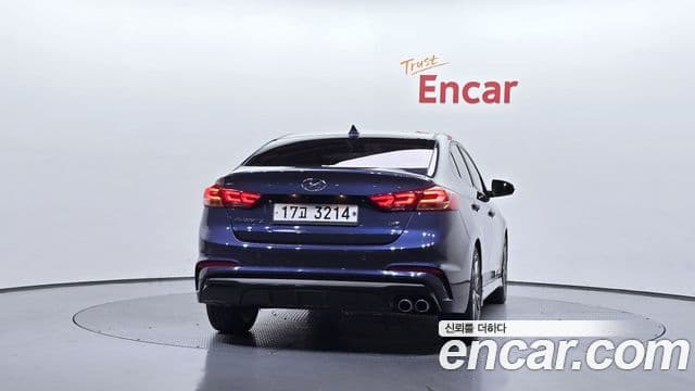 Hyundai Avante AD 4
