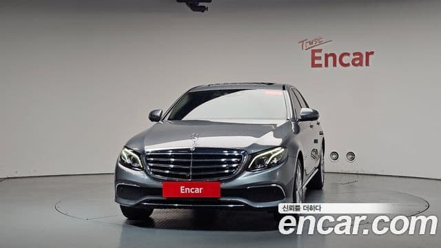 Mercedes-Benz E-Class W213 3
