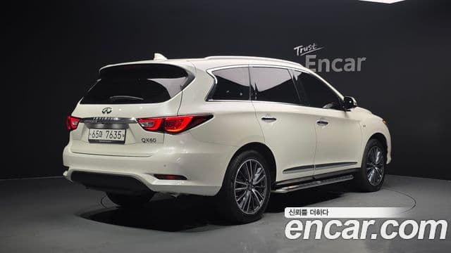 Infiniti QX60 2