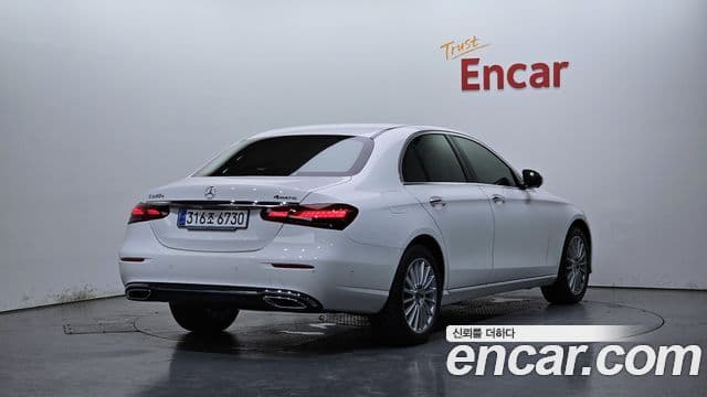 Mercedes-Benz E-Class W213 2