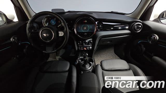 MINI Cooper 4