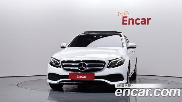 Mercedes-Benz E-Class W213 3