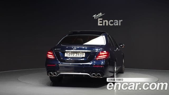 Mercedes-Benz E-Class W213 3